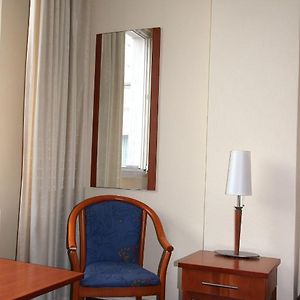 Single Room Shower